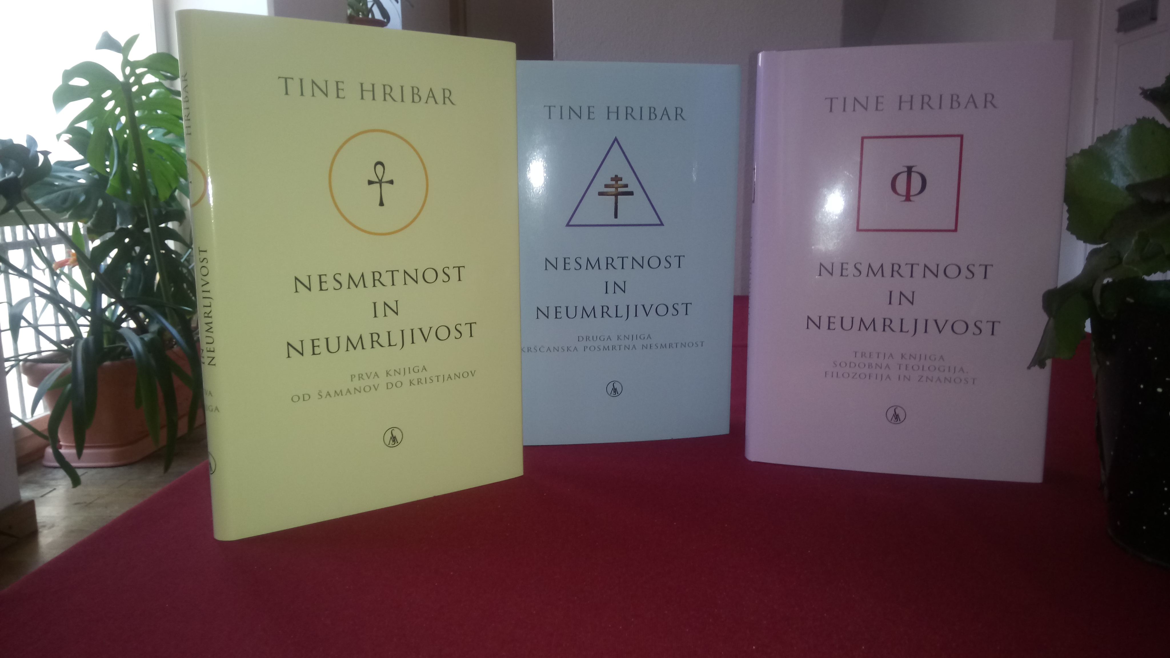 Pogovor o filozofski trilogiji Nesmrtnost in neumrljivost akad. prof. dr. Tineta Hribarja